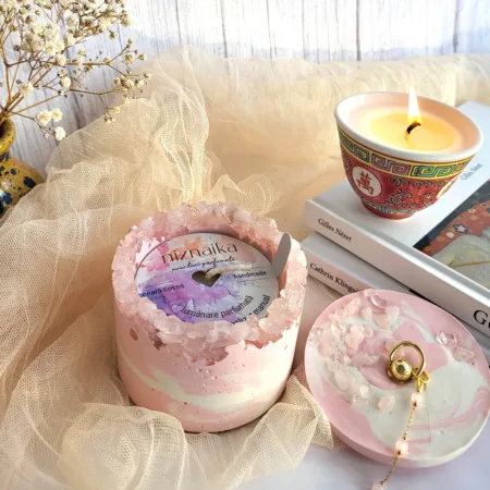 Lumanare parfumata pink therapy din ceara de cocos