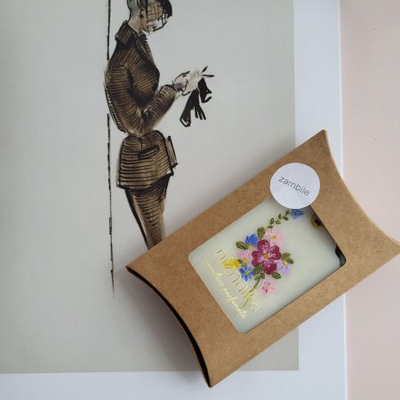 Odorizant de dulap pictat din ceara de soia cu parfum de zambile