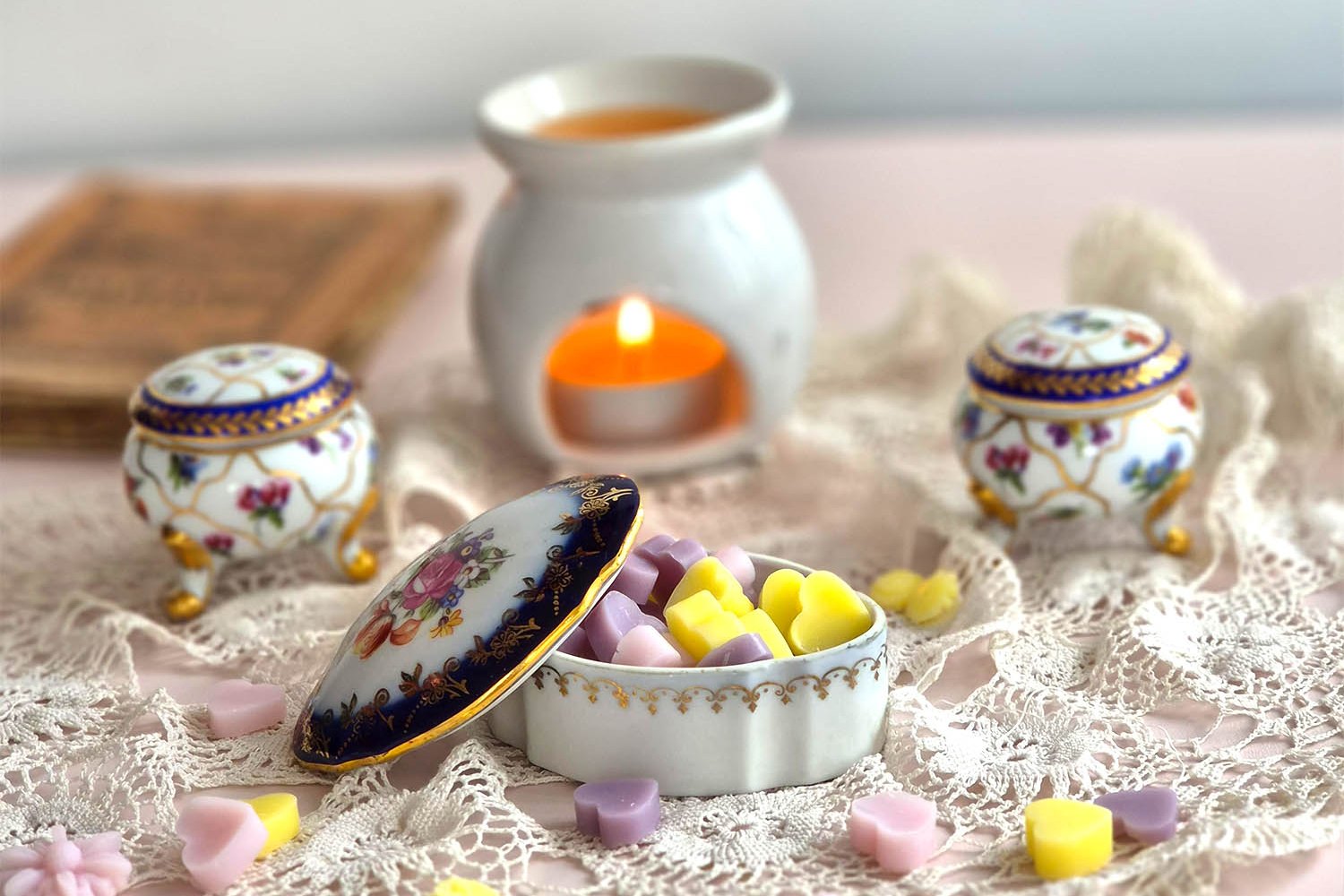 Ce sunt wax melts? 1 wax melts ceara parfumata niznaika